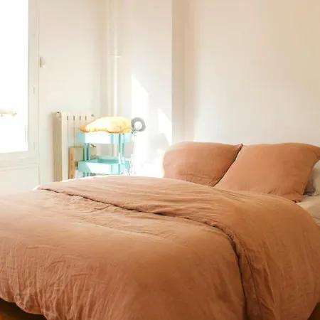 Spacious Cocoon Close To Luxembourg Apartamento *